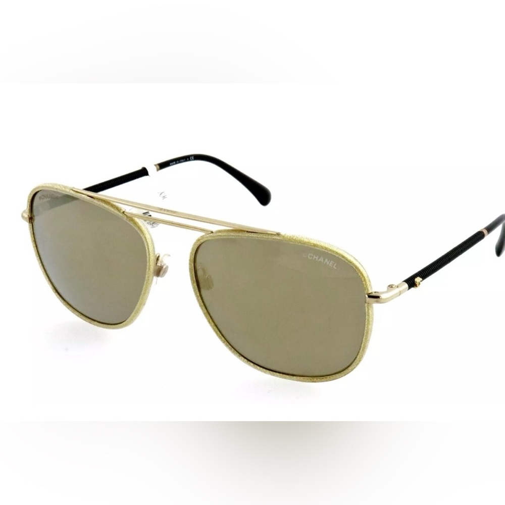 Chanel sunglasses no scratches